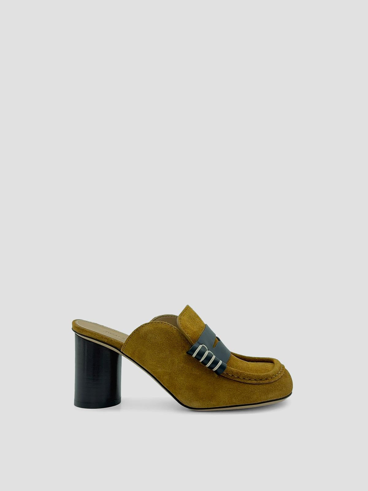 Loafer Close Toe Sandal