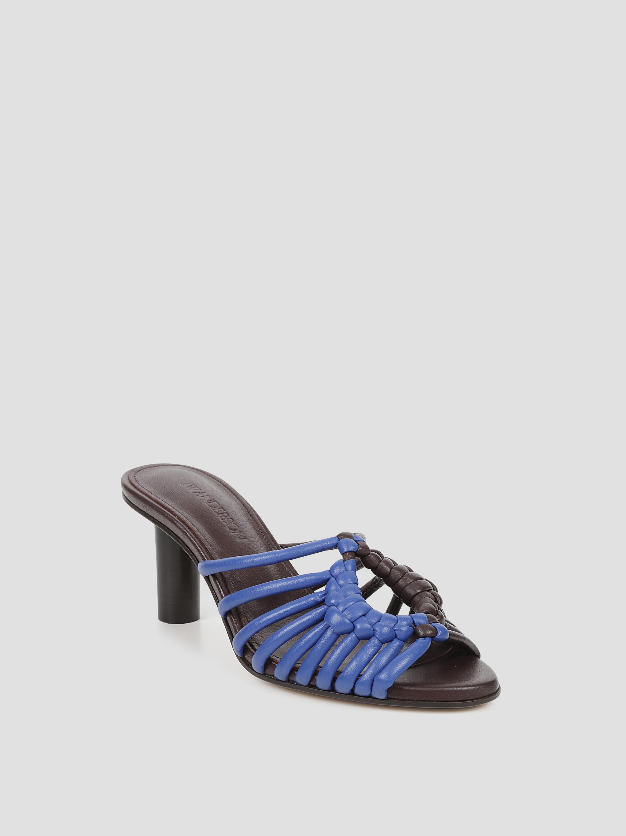 Plot Sandal