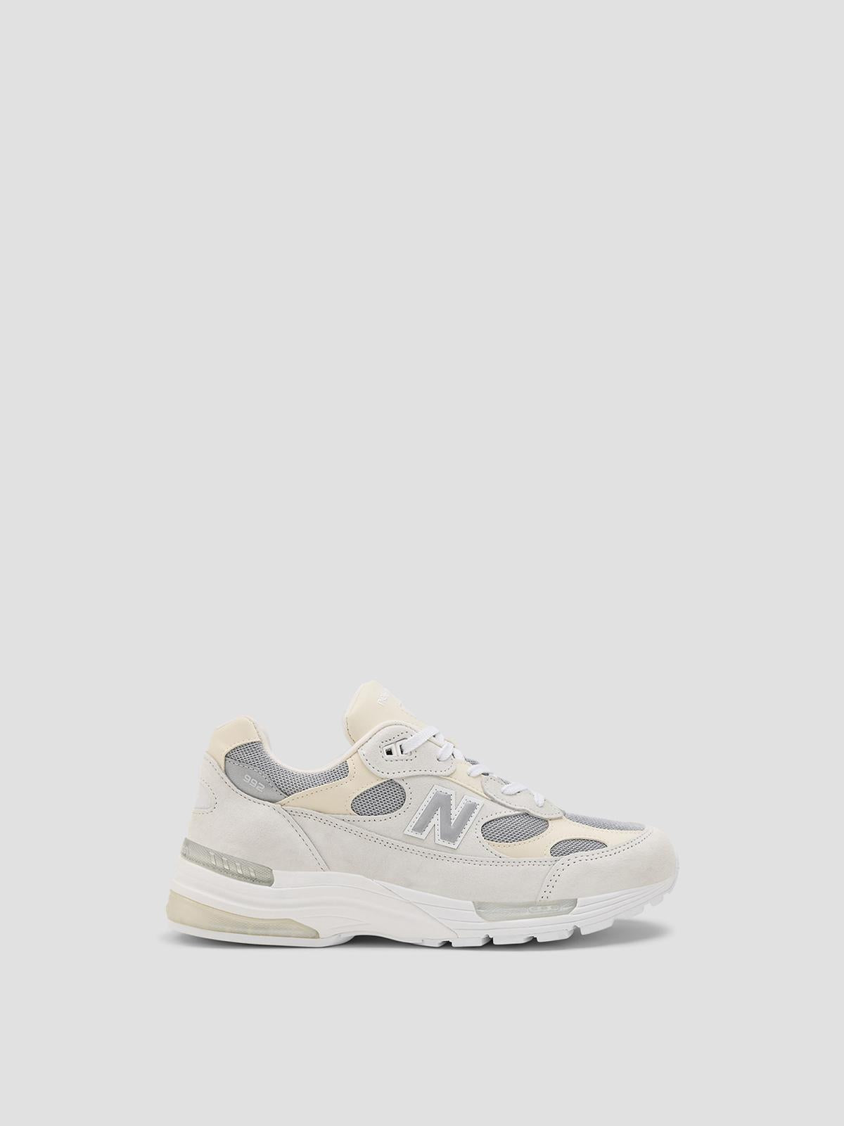 992 Sneakers