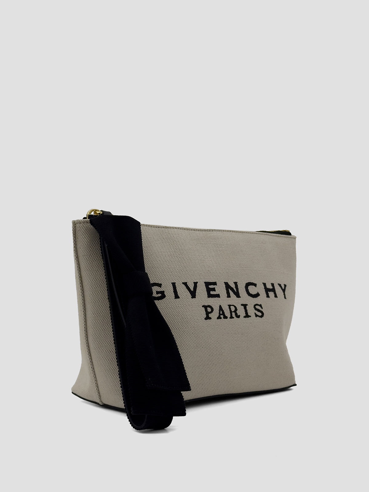 Givenchy torbica z logotipom