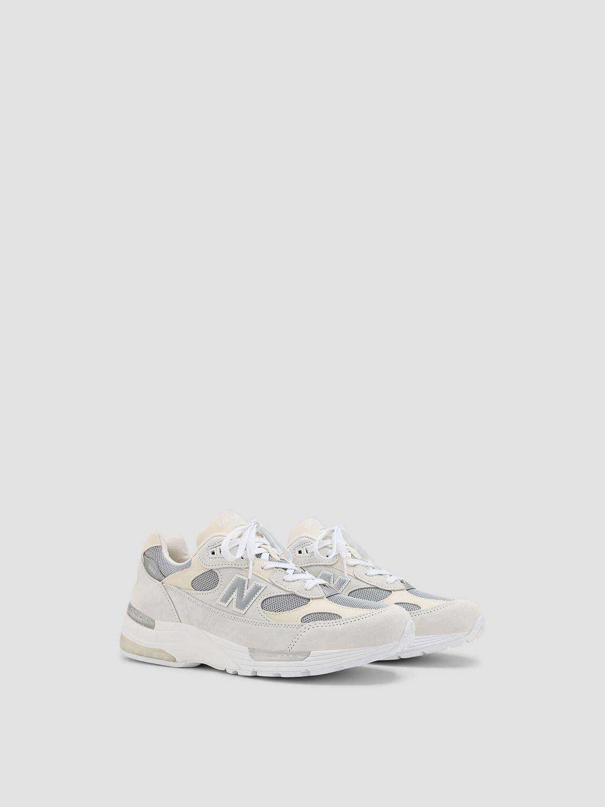 992 Sneakers