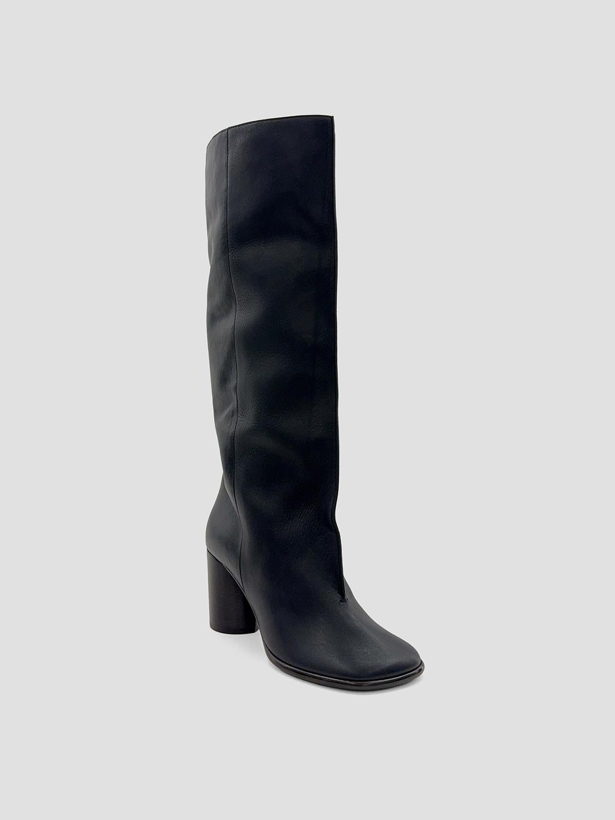 Crease Sleeve Boots