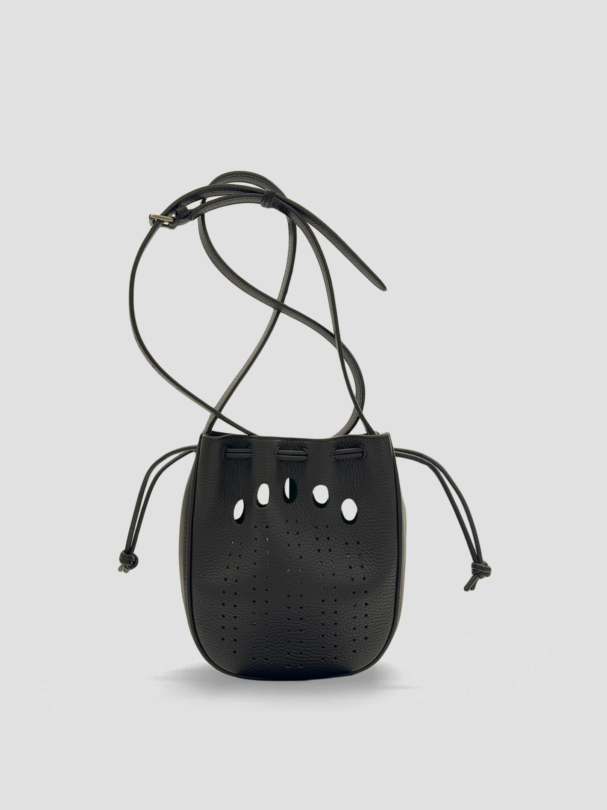 Medium Drawstring Vlogo Signature
